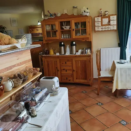Bozi Rozi Panzio Guest house 3*