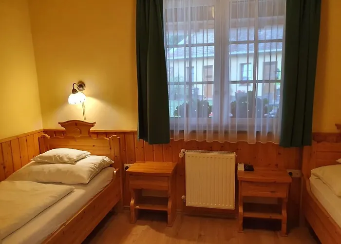 Bozi Rozi Panzio Maison d'hôtes 3*