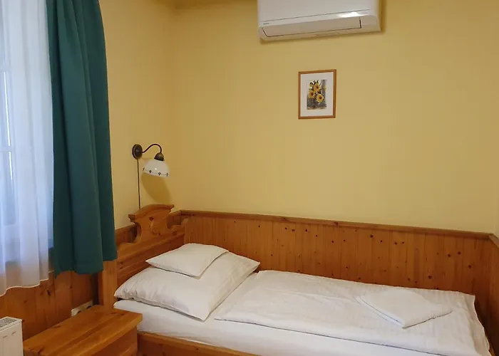 Maison d'hôtes Bozi Rozi Panzio Fertőboz